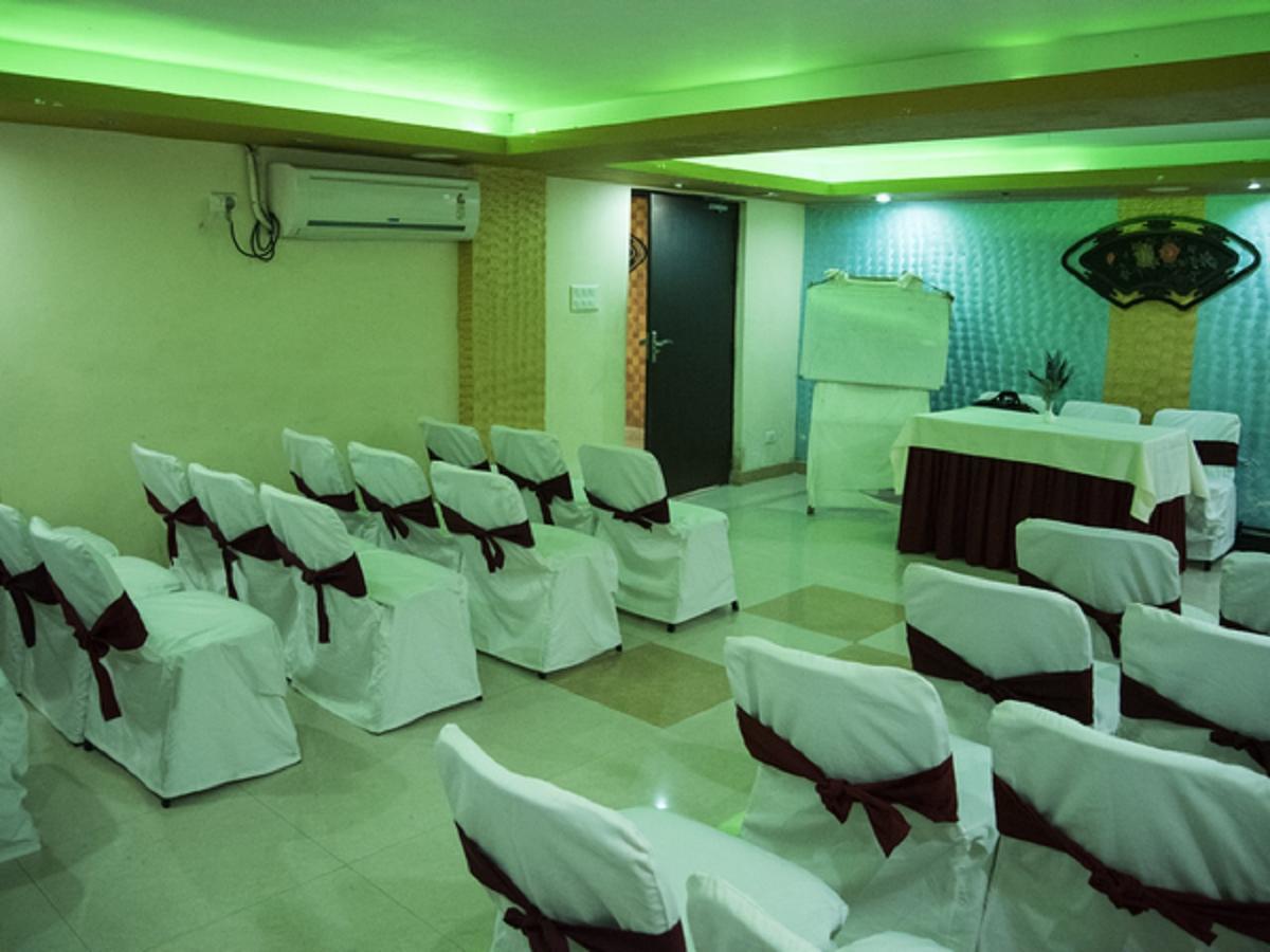Hotel Sunshine Baharampur Extérieur photo