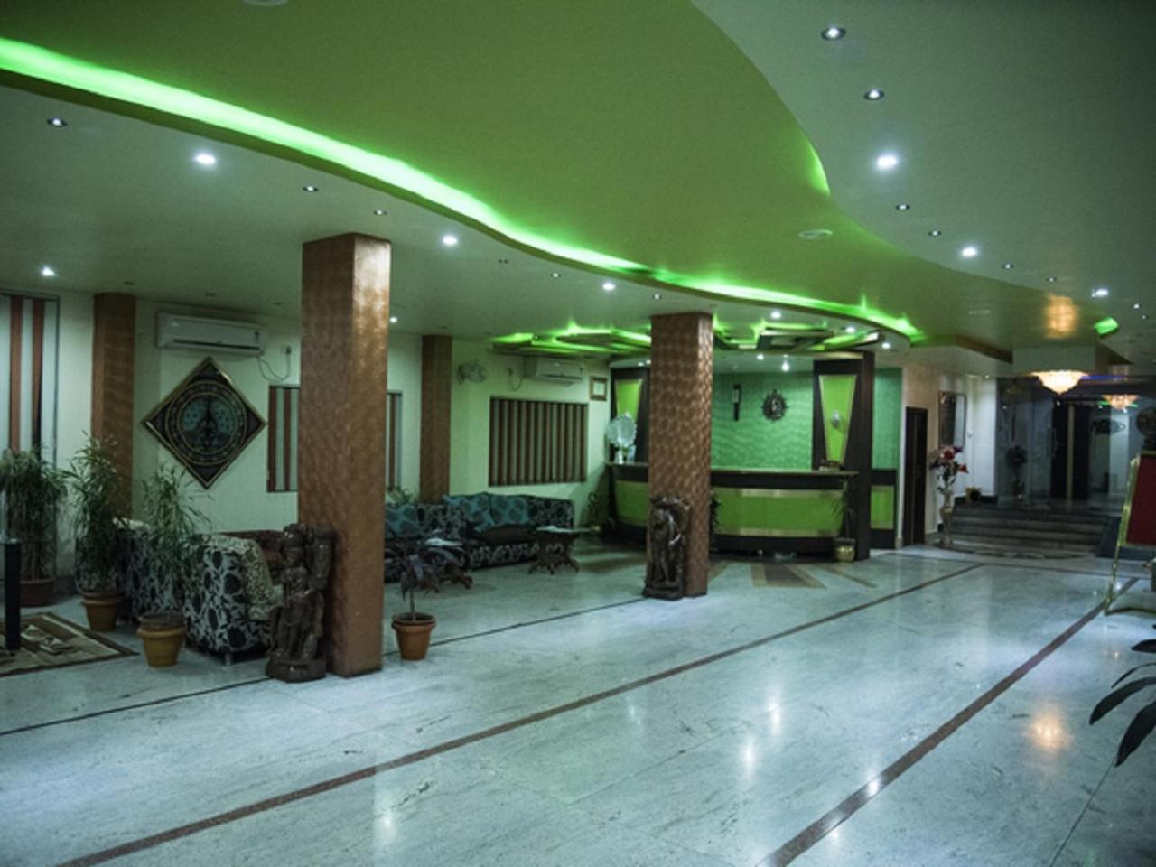 Hotel Sunshine Baharampur Extérieur photo